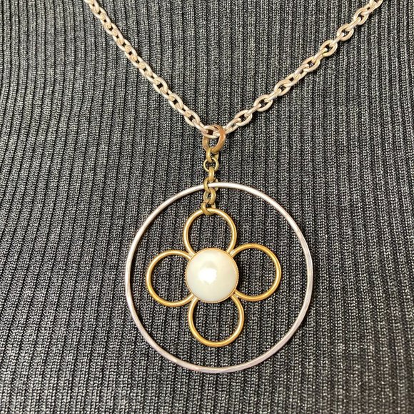 Baer SF Necklace with Flower Charm - Picture 1 of 3